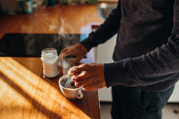 illustratieve foto overlijden-man-koffie