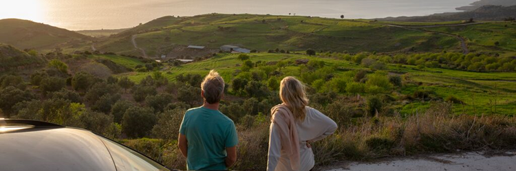 illustratieve foto inzicht-in-je-pensioen-ouder-paar-uitzicht 750 x 249