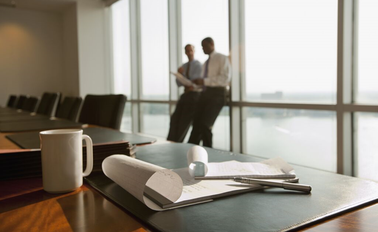 SSPF-overdracht-BlackRock-mannen-kantoor 750 x 460